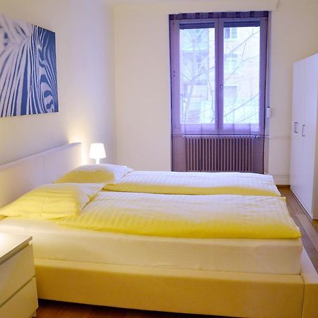 Rent A Home Landskronstrasse - Self Check-In Basel Room photo